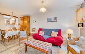 2 Bedroom Stunning Home In Fécamp