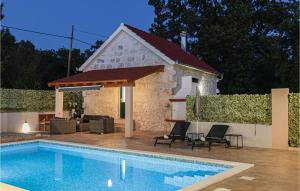 Stunning Home In Sestanovac