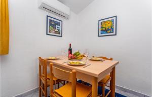 Beautiful Apartment In Malinska 