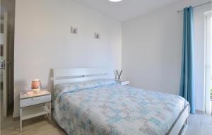 Cozy Home In Marina Di Ragusa With Wifi