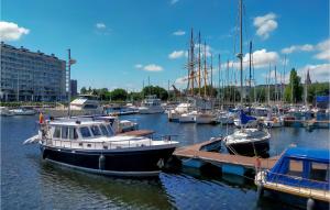 1 Bedroom Nice Apartment In Oostende