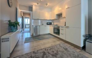 1 Bedroom Nice Apartment In Oostende