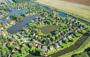 Lovely Home In Vlagtwedde With Kitchen