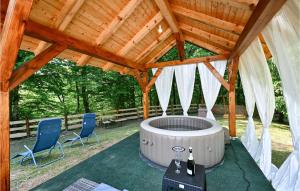 Stunning Home In Gornje Stative