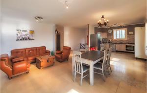 Appartements Cozy Apartment In Beziers With Wi-Fi : photos des chambres