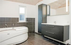 Holiday Home Astavej Løkken