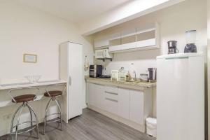 Studio Bela Vista - Estacionamento ao lado