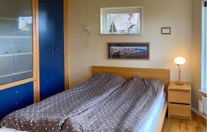 2 Bedroom Cozy Home In Huskvarna