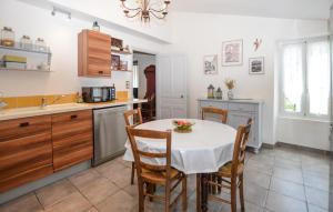 Appartements Stunning Apartment In Ciamannacce : photos des chambres