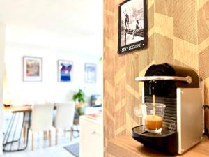 Appartements Bel Appartement T3 de 60m2 avec Parking, Terrasse, proche du Metro et du Periph : photos des chambres
