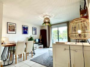 Appartements Bel Appartement T3 de 60m2 avec Parking, Terrasse, proche du Metro et du Periph : photos des chambres