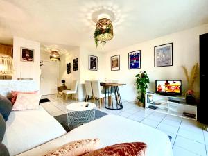 Appartements Bel Appartement T3 de 60m2 avec Parking, Terrasse, proche du Metro et du Periph : photos des chambres