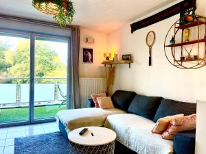 Appartements Bel Appartement T3 de 60m2 avec Parking, Terrasse, proche du Metro et du Periph : photos des chambres