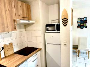Appartements Bel Appartement T3 de 60m2 avec Parking, Terrasse, proche du Metro et du Periph : photos des chambres