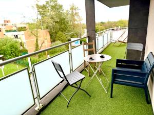 Appartements Bel Appartement T3 de 60m2 avec Parking, Terrasse, proche du Metro et du Periph : photos des chambres