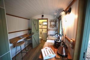 White Hill Shepherds Hut