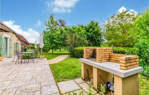 Maisons de vacances 3 Bedroom Gorgeous Home In Creysse : photos des chambres