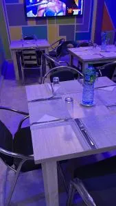 Hôtel Ami Bamba - 姆布尔