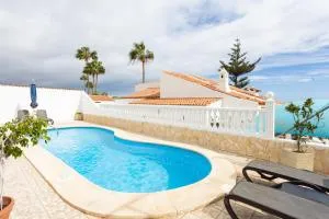 Casa Glenys con piscina privada y vistas al Golf y mar - 德尔锡伦西奥海岸