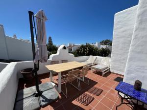 Estepona - Playa - 2 dormitorios con terraza solárium Mi2