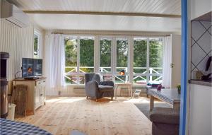 Two-Bedroom Holiday Home In Dronningmolle