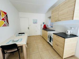 apartment close to beach and stJulians