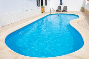 Casa Glenys con piscina privada y vistas al Golf y mar