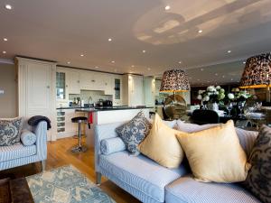 Solent View Apartment