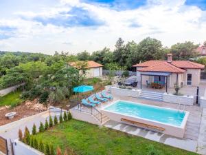 Villa Krasna Kuca for 5 people near Labin - Rabac with private heated pool