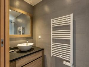Duplex confort avec piscine et spa, pied des pistes - FR-1-461A-5
