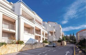 Amazing Apartment In Selce With Wifi