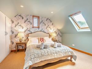 1 Bed in Beaulieu Heath 92943