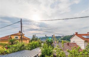 Nice Apartment In Vrh Martinscice