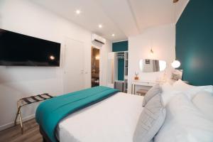 AnaMì Harbor Retreat