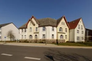 Oase am See - Ferienwohnung mit Blick auf die Müritz - Warenshof