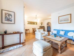 Sardinian Seaside Bliss img27