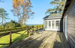 2 Bedroom Stunning Home In Ølsted - Ølsted