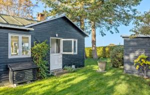 2 Bedroom Stunning Home In Ølsted