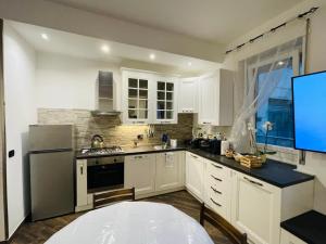 roominrome Alexander Apartment