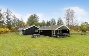 4 Bedroom Pet Friendly Home In Bindslev - 2-Sterne-Hotels in Bindslev