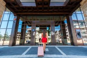 Terra Hotel - Razlog