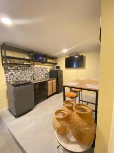 Laguito Houstel Medium