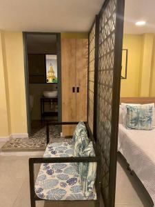 Laguito Houstel Medium