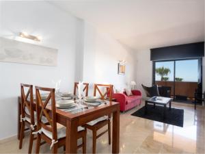 2055-Superb 2bedrooms apt, Gibraltar and sea view