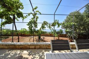 Apartments and Rooms Ref