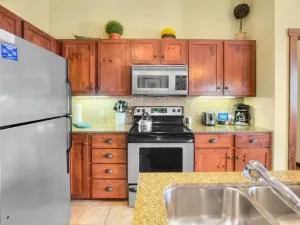 Soaring Eagle 412 Next To Slopes Easy Covered Parking WiFi Fireplace - Dunmore