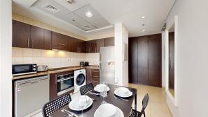 Vacationer Holiday Homes I Spacious Studio l Bright & Airy l Dubai Marina