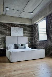 LEF 208 Zona Americana