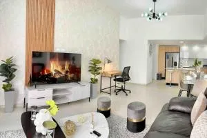 Comfy 2BR City Center Condo - Carlos Guerra