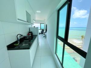 IA901 - Joia espetacular a beira-mar